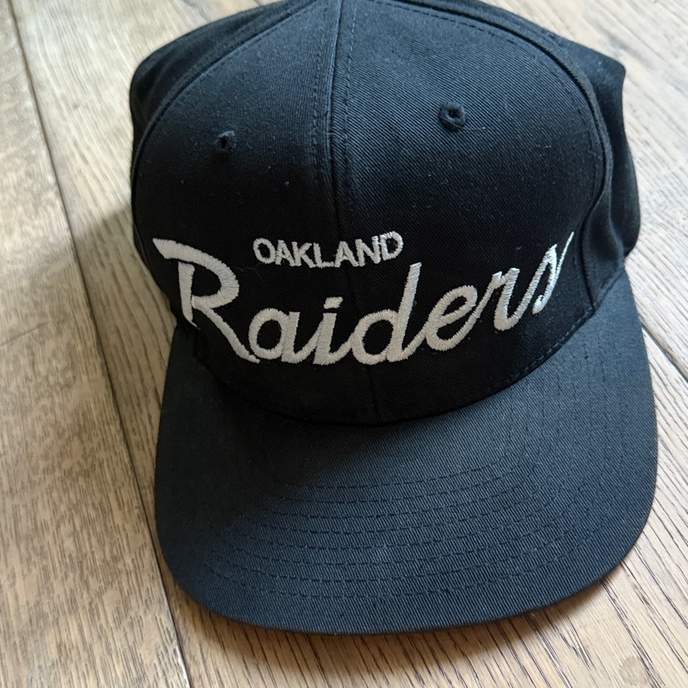 NFL Vintage Collection Raiders Black SnapBack cap hat